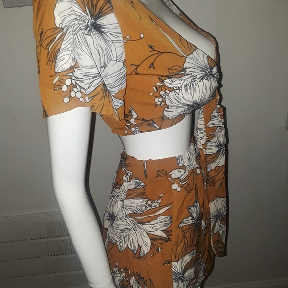 Women's clothes size :S - Picture 3 of 5